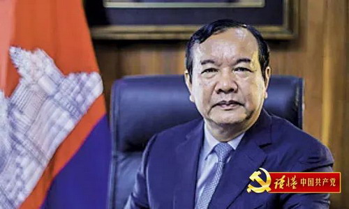 柬埔寨副首相兼外交大臣布拉索昆_缩小大小.jpg