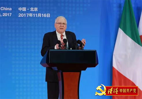 世界粮食奖基金会名誉主席、前美国驻柬埔寨大使肯尼斯·奎因.png