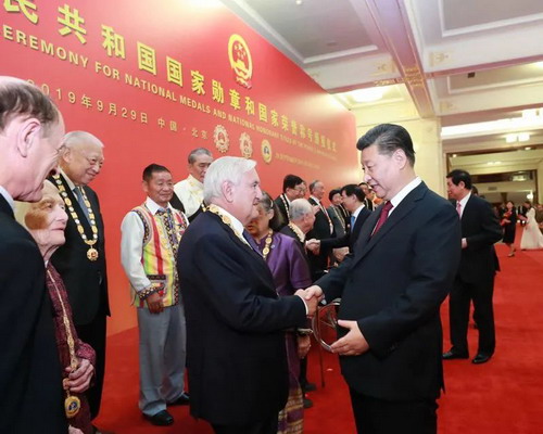 “友谊勋章”_缩小大小.jpg