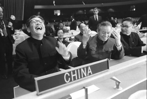 “乔的笑”_缩小大小.jpg
