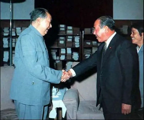 毛泽东会见田中角荣_缩小大小.jpg