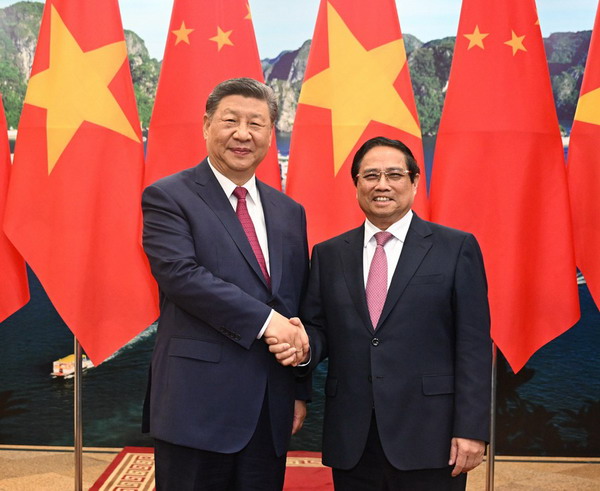 习近平会见越南总理范明政1_缩小大小.jpeg